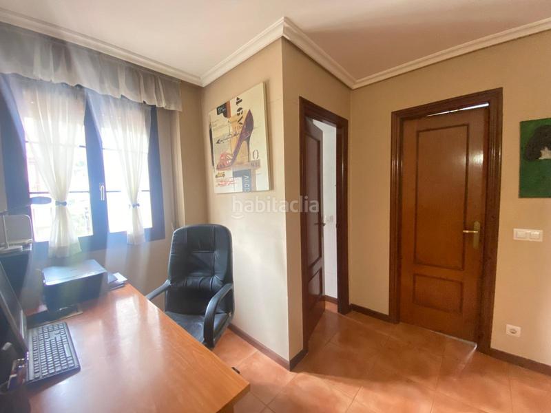 Foto c9dcfcec-c9c7-4f93-b6fa-87c6e5b20a1d. Semi detached house with heating pool in Argoños