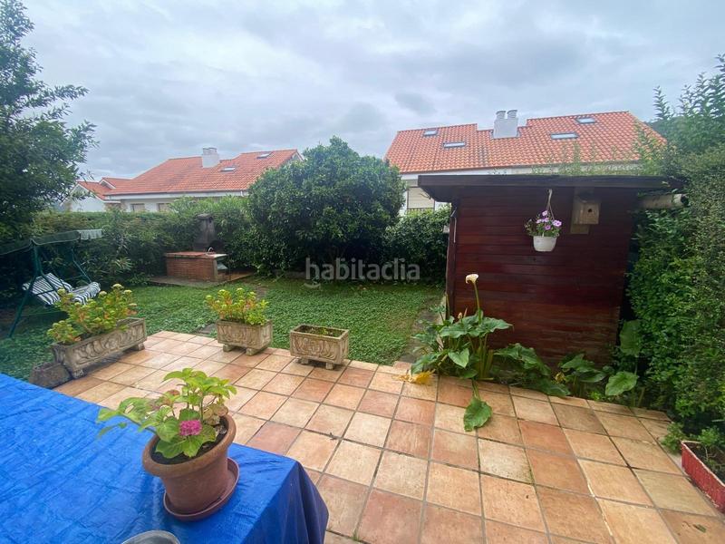 Foto ea4f82b8-9135-48c7-b015-21ca04e3c1e2. Semi detached house with heating pool in Argoños