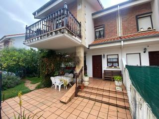 Casa adossada a Argoños. Precioso adosado en argoños