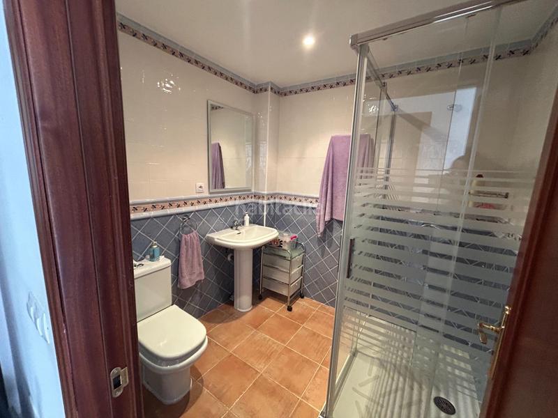 Foto 528426dc-9a93-4f16-804f-b4b662d67b49. Chalet en calle tempaz 10 un refugio de elegancia y confort en gemes en Bareyo
