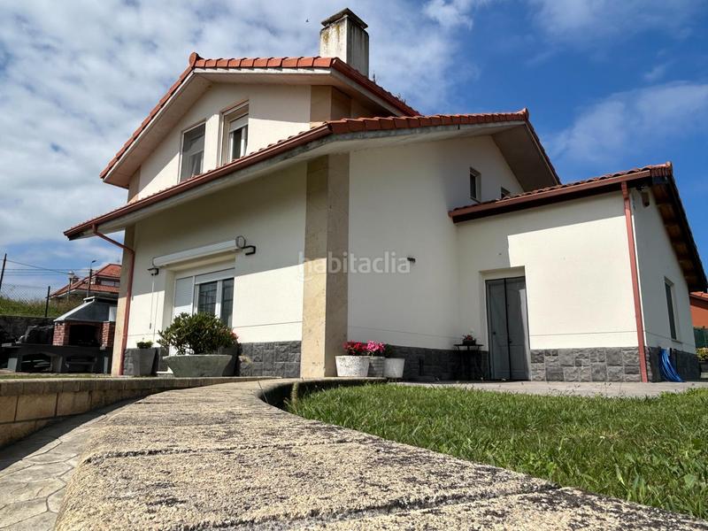 Foto 75a55508-6483-4adb-a827-2f15b7fd80fa. Chalet en calle tempaz 10 un refugio de elegancia y confort en gemes en Bareyo