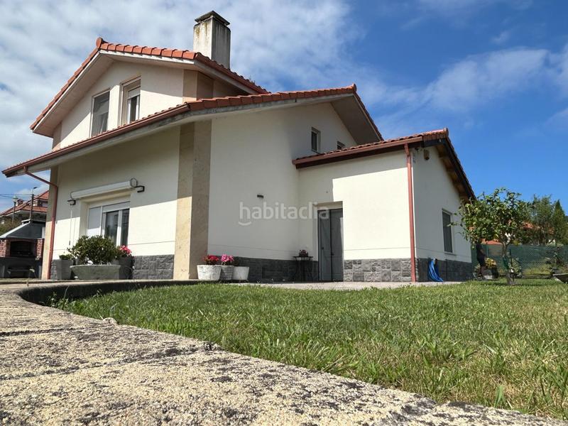 Foto a14fe42c-becd-48d8-b38b-0a10d2eb03a6. Chalet en calle tempaz 10 un refugio de elegancia y confort en gemes en Bareyo