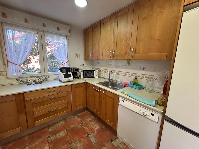 Foto af7cbce6-ba7a-45f9-800f-b240e119d7f8. Chalet en calle tempaz 10 un refugio de elegancia y confort en gemes en Bareyo