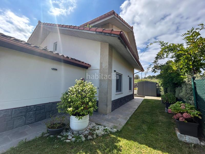 Foto af83a07d-ea9b-457e-ad83-07a49aad1ef2. Chalet en calle tempaz 10 un refugio de elegancia y confort en gemes en Bareyo