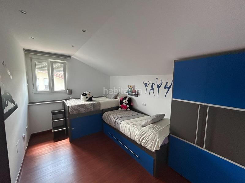 Foto cb14df8b-93ef-44e3-ada2-55bc4e3e974a. Chalet en calle tempaz 10 un refugio de elegancia y confort en gemes en Bareyo
