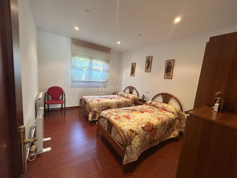 Foto e8cdd97d-b688-40ae-a8b1-73cfeb9b79f6. Chalet en calle tempaz 10 un refugio de elegancia y confort en gemes en Bareyo