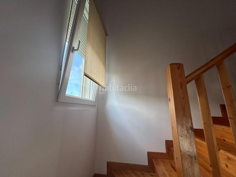 Foto f6e86169-275c-4b57-96e1-26afd281360c. Chalet en calle tempaz 10 un refugio de elegancia y confort en gemes en Bareyo