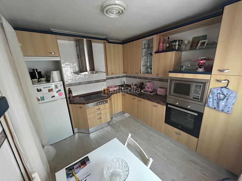 Foto 314d608e-ce0c-4811-a0aa-a2030893eaae. Piso en calle del marqués del robrero 10 vivienda luminosa en el centro en Santoña