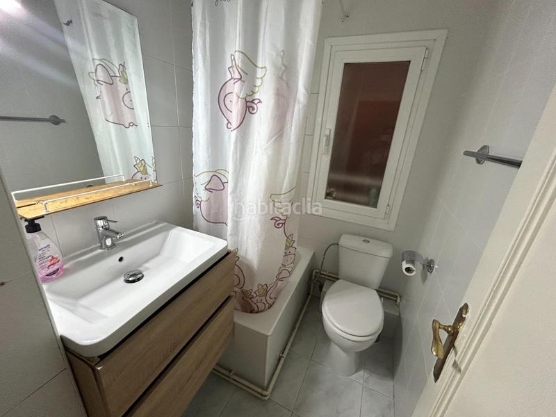 Foto b762dd3f-5a71-4c94-8834-e8c22ce27e48. Piso en calle del marqués del robrero 10 vivienda luminosa en el centro en Santoña