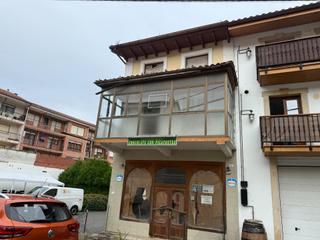 Casa a Limpias. Maravillosa vivienda polivalente en el corazón de limpias.