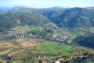 Haus in Limpias. Maravillosa vivienda polivalente en el corazón de limpias.