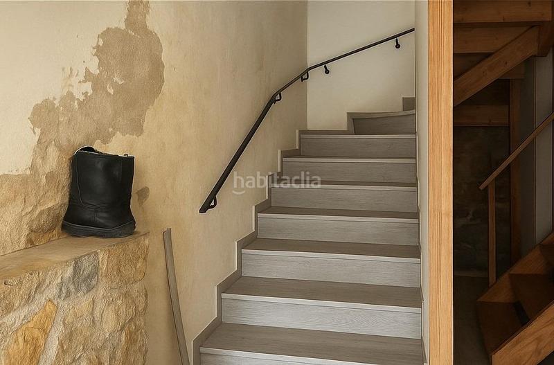 Foto 0c61dc18-f7c0-4a8e-a865-d12437feabc0. Doppelhaus mit parking in Bárcena de Cicero