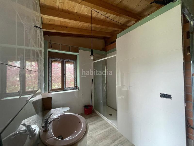 Foto afd35da3-e82e-4b77-a864-f539a022c4ab. Doppelhaus mit parking in Bárcena de Cicero