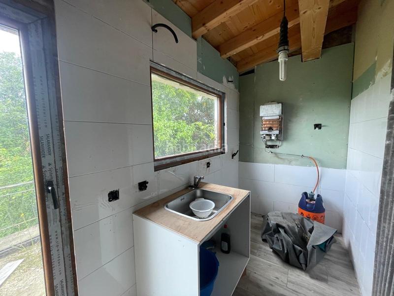 Foto eeaec29e-0f3a-45a2-9a1f-ef5a04017fba. Doppelhaus mit parking in Bárcena de Cicero