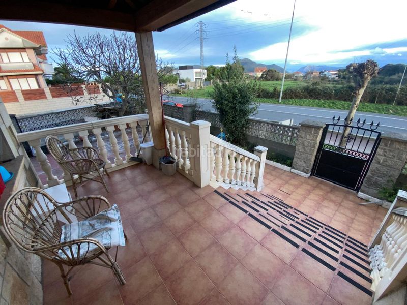 Foto 085d16ea-76f8-4e92-b559-c09781c886c8. Casa adossada amb calefacció aparcament a Argoños