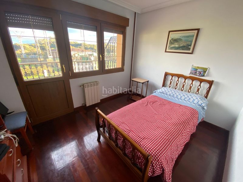 Foto 5815da92-73e3-40bf-8226-ec762845a9a2. Casa adossada amb calefacció aparcament a Argoños