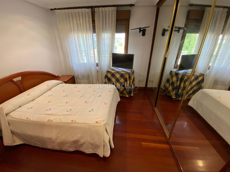 Foto 58c81724-1145-4525-928e-6fd9e06e6ee6. Casa adossada amb calefacció aparcament a Argoños