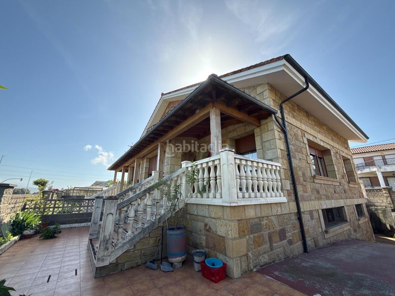 Foto 875597d8-ab32-4935-b838-d4d2d53f5409. Casa adossada amb calefacció aparcament a Argoños