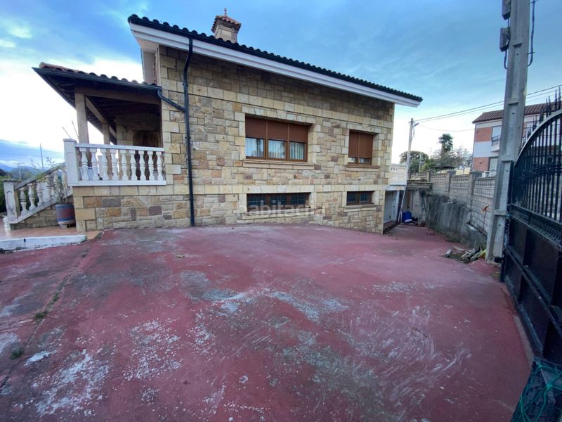 Foto 9da48c34-0293-423c-8247-0d9d2207d687. Casa adossada amb calefacció aparcament a Argoños