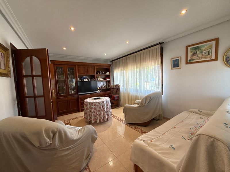 Foto c3045533-6f63-474f-95f4-34c8c0436c8c. Casa adossada amb calefacció aparcament a Argoños