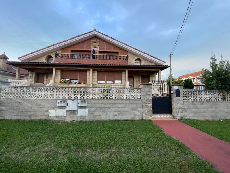 Foto c30e9f42-5e42-4826-8832-e8373330c21b. Casa adossada amb calefacció aparcament a Argoños
