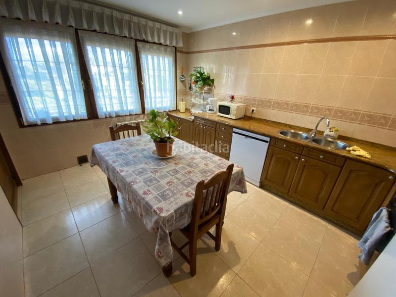 Foto d8e4aa8b-86f7-4653-b976-380352a63813. Maison jumelée avec chauffage parking dans Argoños