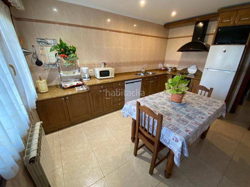 Foto e13eac9c-b8c1-457a-bc2c-ce7861071b24. Maison jumelée avec chauffage parking dans Argoños