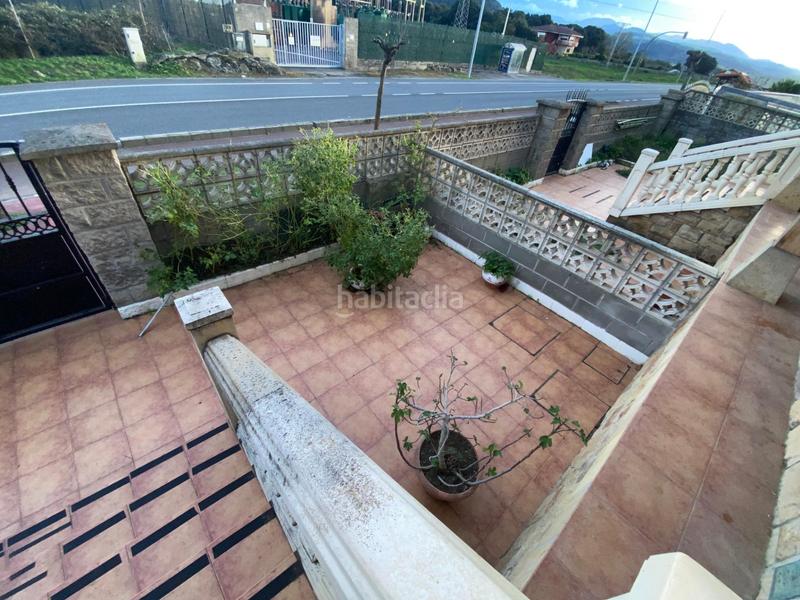 Foto f816e1d2-49d2-489f-a916-cd07a047c010. Maison jumelée avec chauffage parking dans Argoños