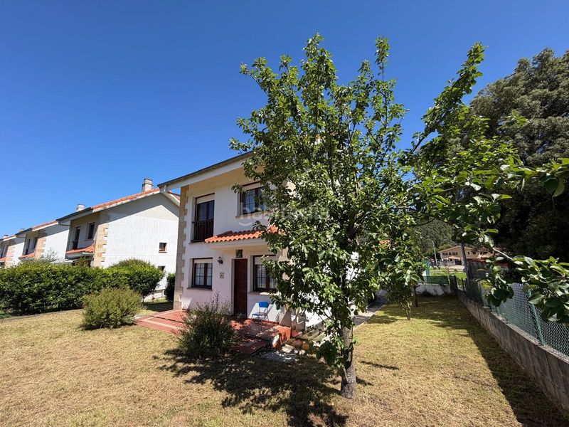 Foto dae4d7c9-3eca-47b0-b3bd-72b65e8b4197. Chalet exclusivo chalet independiente en Argoños