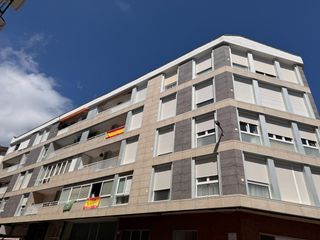 Flat in Santoña. Vivienda 3 dormitoiros con terraza y ascensor a cota cero
