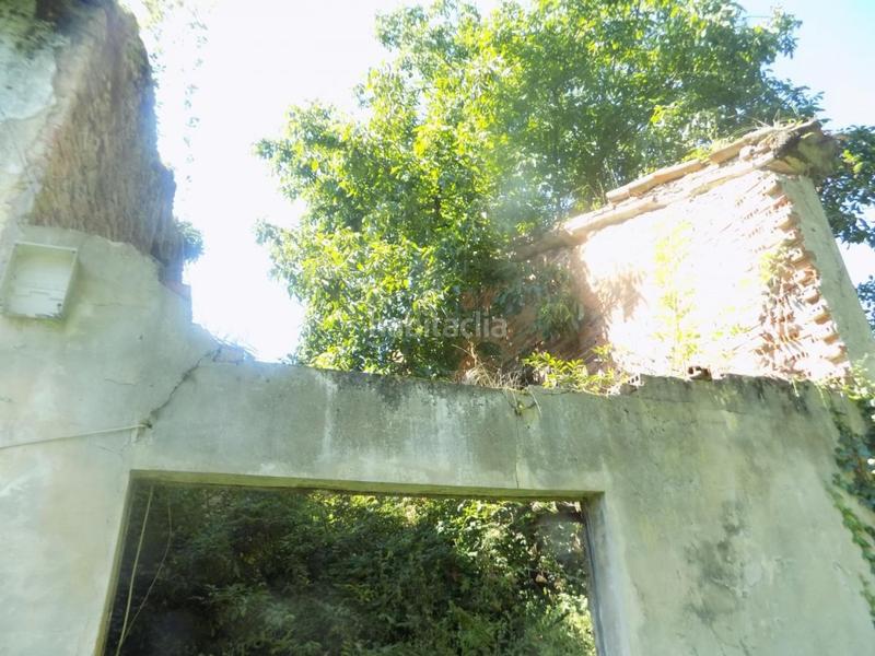 Foto 2510770c-0af4-455c-94cb-56f8d9b3cee6. Casa adosada estupendo conjunto de tres casas para reformar en Escalante