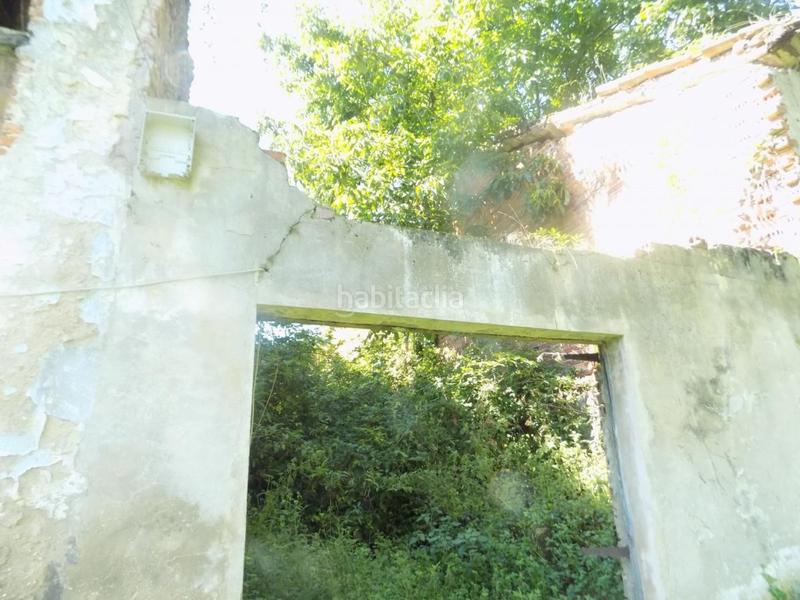 Foto 69d895d0-e194-4bd3-9f43-279eaf4e998c. Casa adosada estupendo conjunto de tres casas para reformar en Escalante