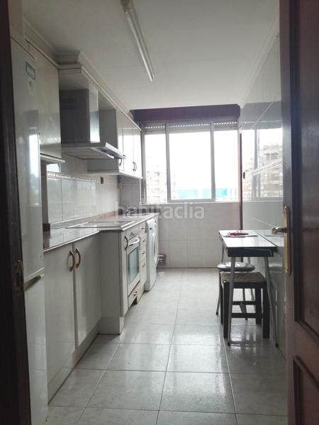 Foto b40ca57e-8999-4684-b11b-fb432d57b5fe. Pis amb calefacció a Inmobiliaria - Barreda Torrelavega