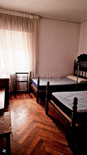 Foto b790614c-9d5f-4785-bf2a-e9d7d501b04e. Pis amb calefacció a Centro Torrelavega