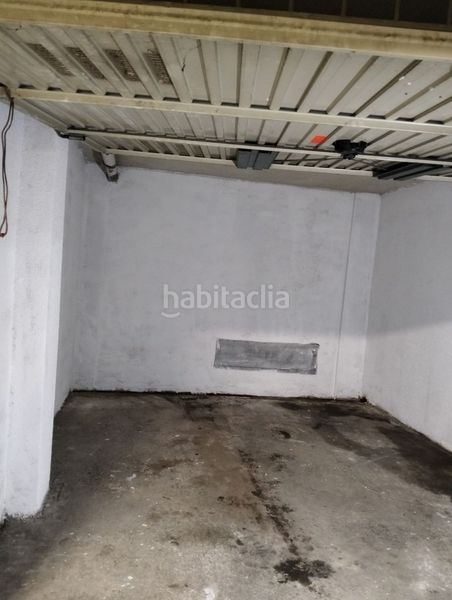 Foto a88cd8fe-e3a8-4a43-ad08-00dd5f1cddfa. Aparcament cotxe a Cartes