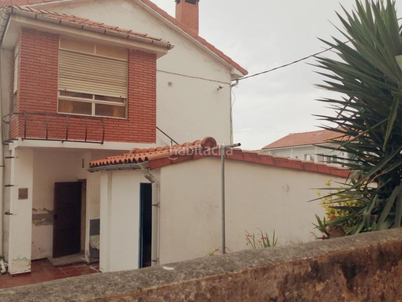 Foto 2093290b-7b35-4f6b-9b13-f84af8c7bd2d. Casa adosada  en venta en barreda, 3 dormitorios. en Torrelavega