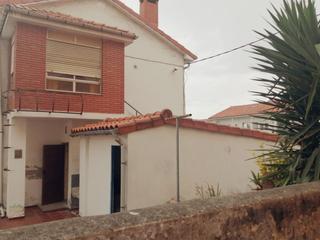 Maison jumele en Inmobiliaria - Barreda. Casa adosada en venta en barreda, 3 dormitorios.