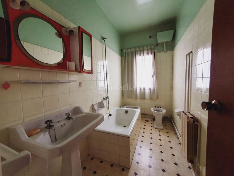 Foto 2e6d9b50-f738-4d5f-9c98-c692e4a4fa53. Piso  en venta en Centro, 3 dormitorios. en Centro Torrelavega