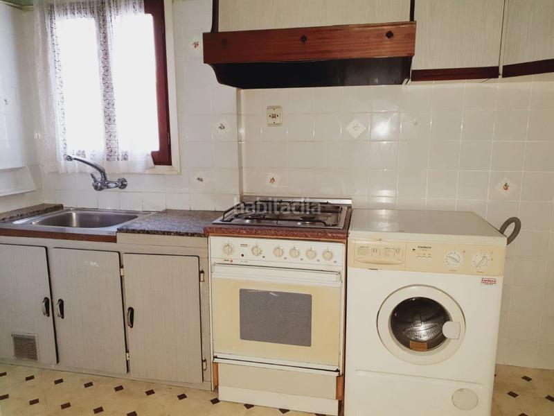 Foto b40f757d-7fcd-473f-9044-105496078d86. Piso  en venta en Centro, 3 dormitorios. en Centro Torrelavega
