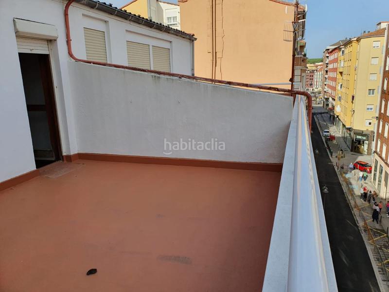Foto d3000d96-4429-4307-b170-b498af9c7995. Piso  en venta en Centro, 3 dormitorios. en Centro Torrelavega