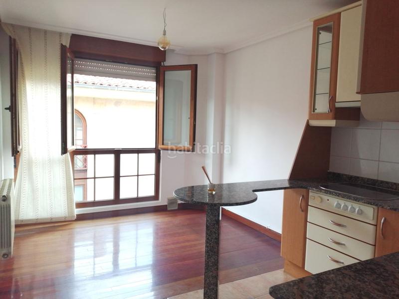 Foto 7847a17f-b83c-4f79-a01e-87cf2005e410. Apartament amb calefacció a Centro Torrelavega