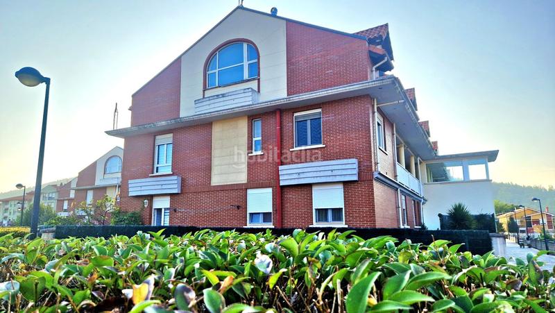 Foto aa7cea3b-bb0b-40c1-a2a1-96e706f4a359. Duplex con riscaldamento parcheggio in Covadonga - Campuzano - Ciudad Vergel Torrelavega