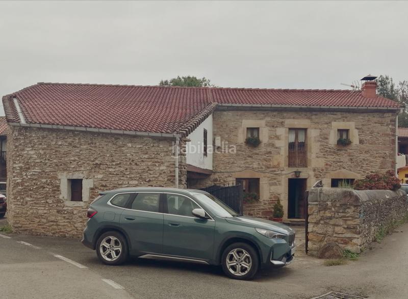 Foto f4aa58ee-0328-46b5-b6dc-c40163bed79e. Casa amb calefacció aparcament a Molledo