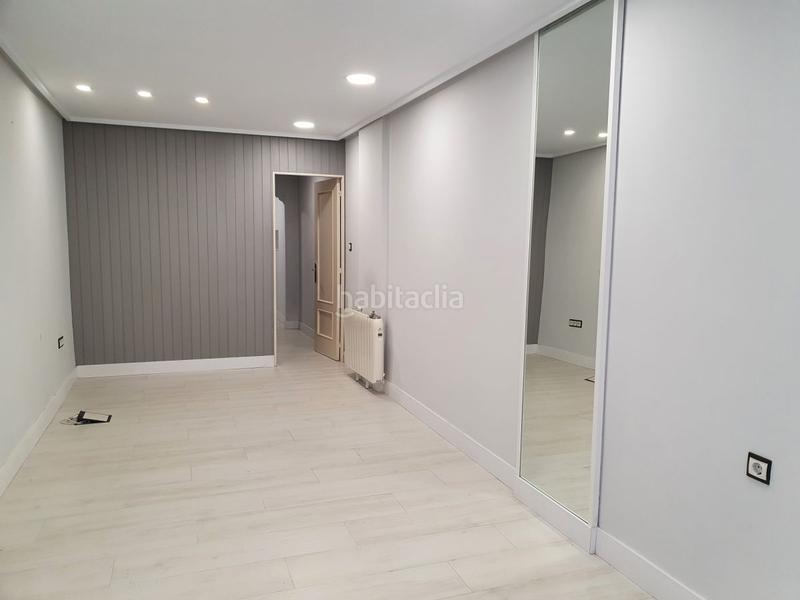 Foto 457de5f5-923d-4433-8211-891ba1ec182c. Business premise in Centro Torrelavega