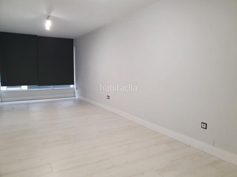 Foto b058986d-4f63-4a53-93c5-27f9df119392. Business premise in Centro Torrelavega