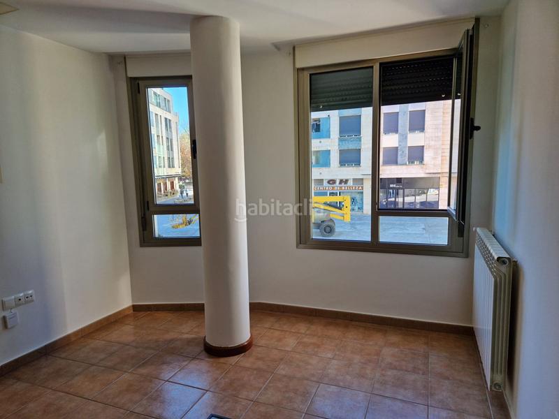 Foto fa0fb4bb-ea6f-466b-9b90-eeeff341d66c. Pis amb calefacció aparcament a El Parque - Zapatón Torrelavega