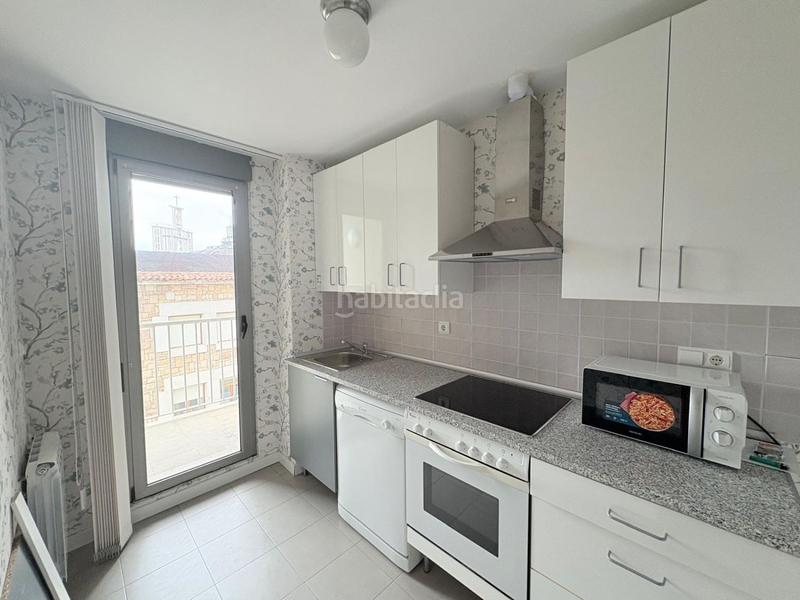 Foto 9a2a1ceb-0b47-47b7-b043-b73decbfb3be. Alquiler piso  en alquiler , 2 dormitorios. en Torrelavega