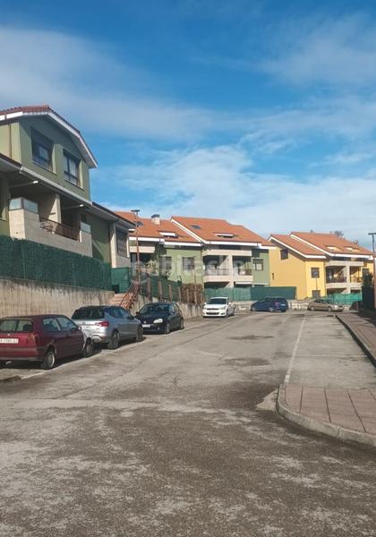 Foto 22363fe3-38f8-4129-989b-f35bf9dd1e31. Pis amb calefacció aparcament a Reocín