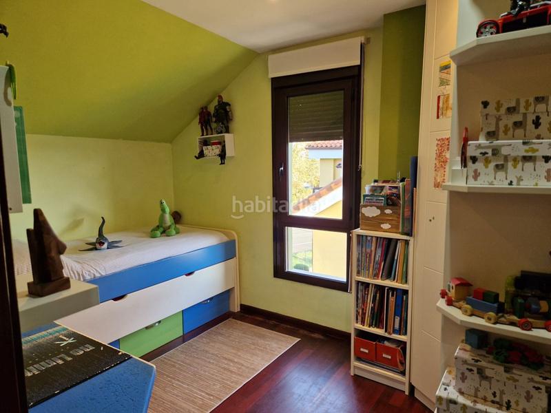 Foto a7acd4ca-74b3-4f19-b1f8-59513c012c97. Pis amb calefacció aparcament a Reocín