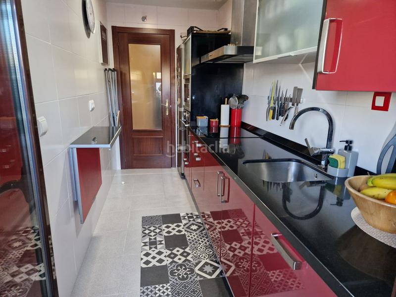 Foto d46630f5-aded-4def-b2a8-cfb37653033c. Pis amb calefacció aparcament a Reocín